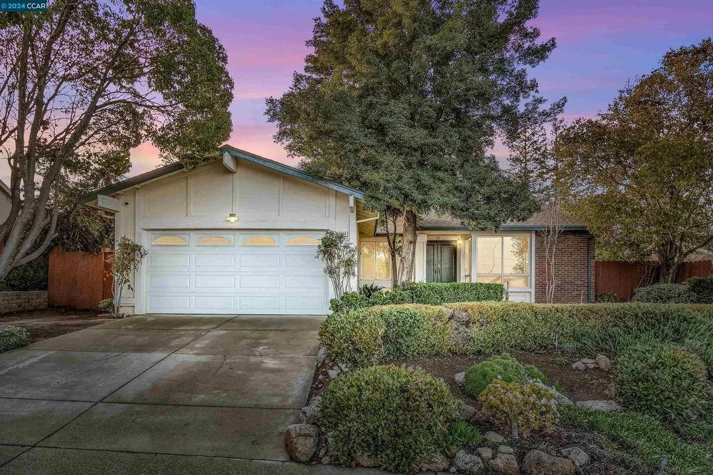2208 Zennia Court Pittsburg CA 94565