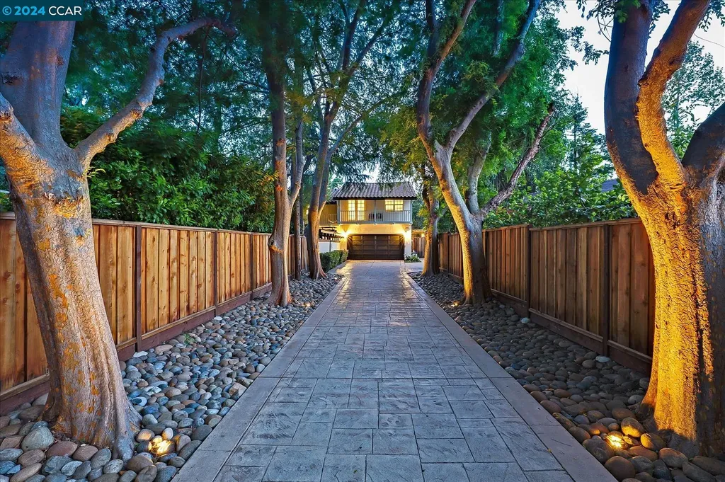 25 Wildwood Court Danville CA 94526