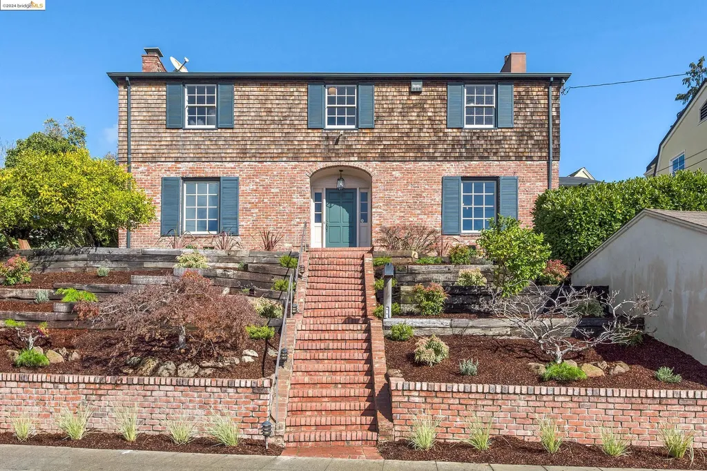 22 Alta Avenue Piedmont CA 94611