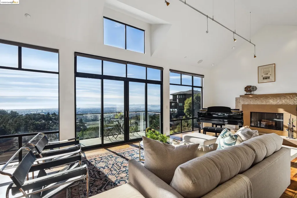 7 Dawn Street Berkeley CA 94705