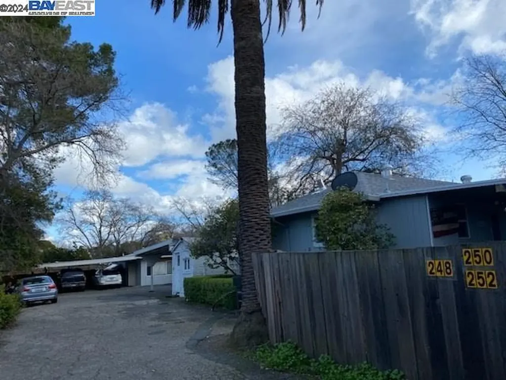 248 Oak Park Lane Pleasant Hill CA 94523