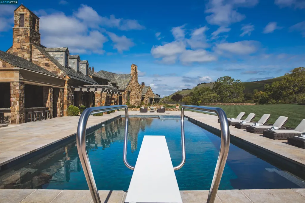 7 Country Oak Lane Alamo CA 94507