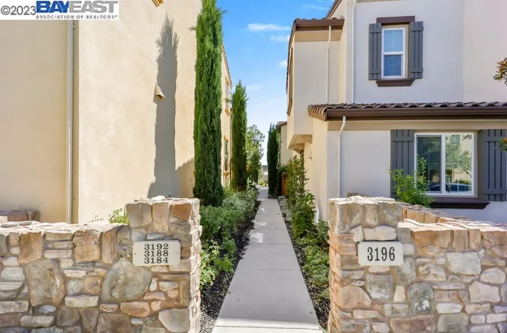 3184 Vittoria Loop Dublin CA 94568