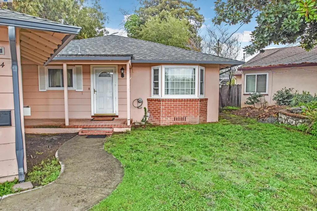 2234 Fernwood Court Hayward CA 94541