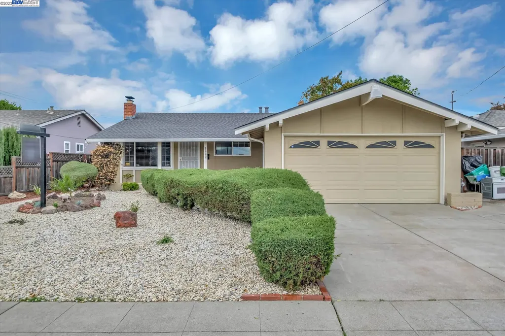 1999 Catalpa Way Hayward CA 94545