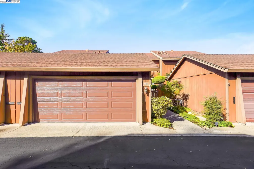 2195 Oak Creek Place Hayward CA 94541