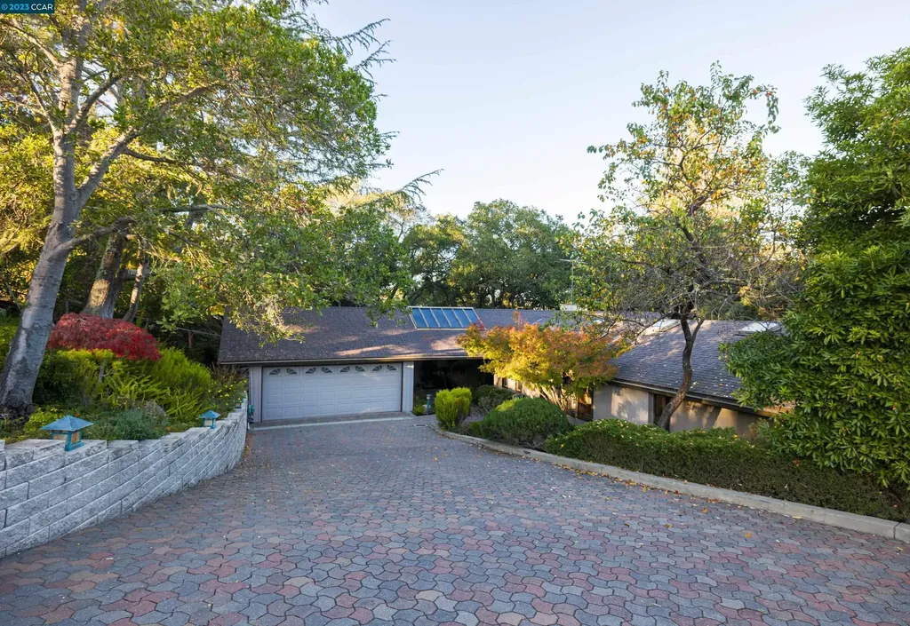 88 Silverwood Drive Lafayette CA 94549