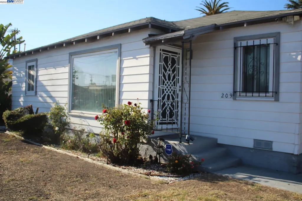 209 Cairo Road Oakland CA 94603
