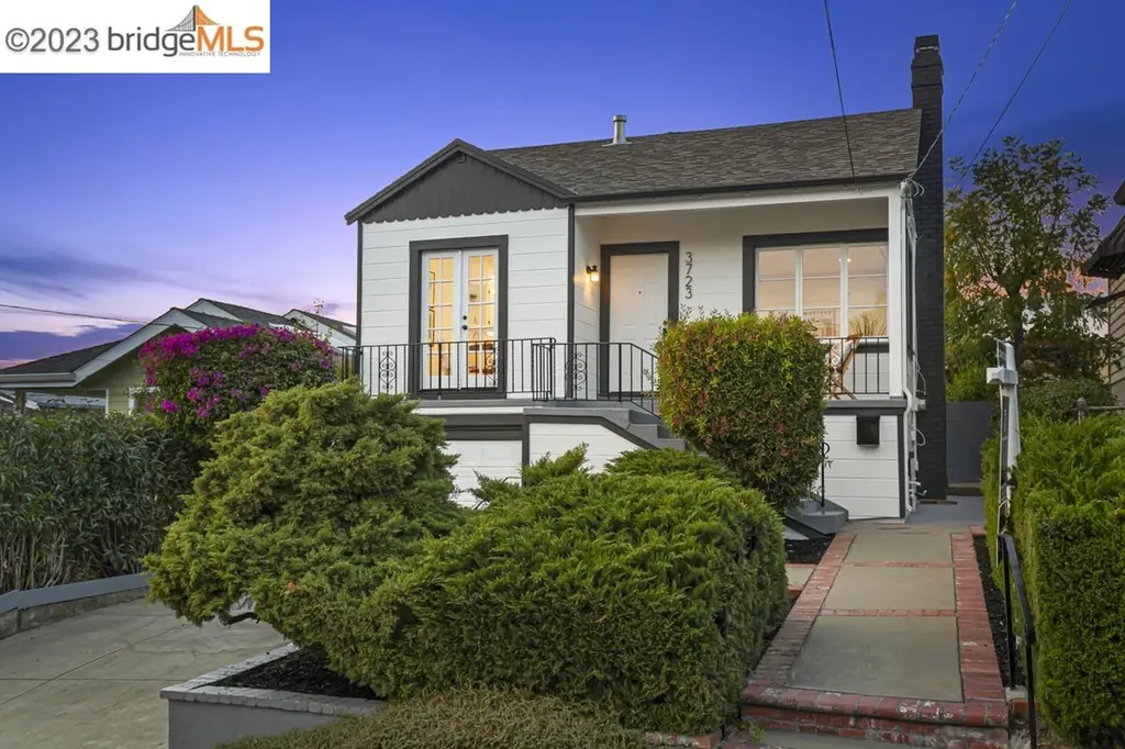 3723 Madrone Avenue Oakland CA 94619