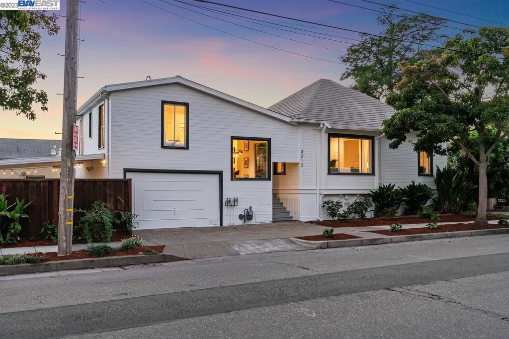 3212 San Jose Avenue Alameda CA 94501
