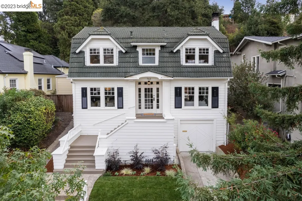 Oakland CA, 763 Mandana Boulevard