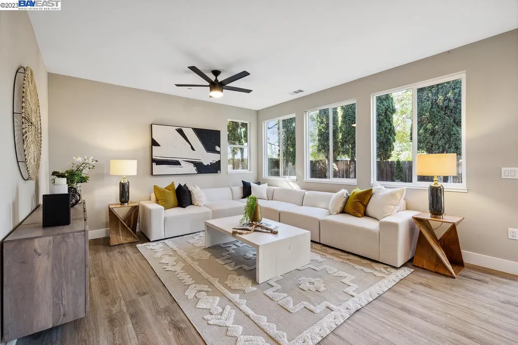 20355 Leif Lane Hayward CA 94541