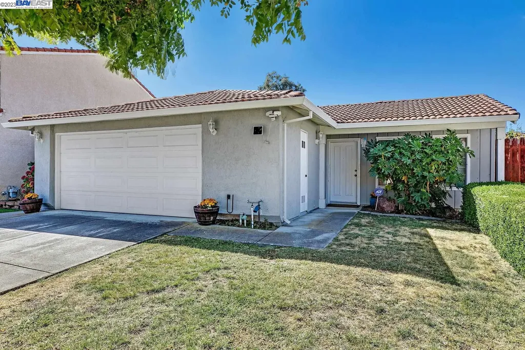 33026 Calistoga Street Union City CA 94587