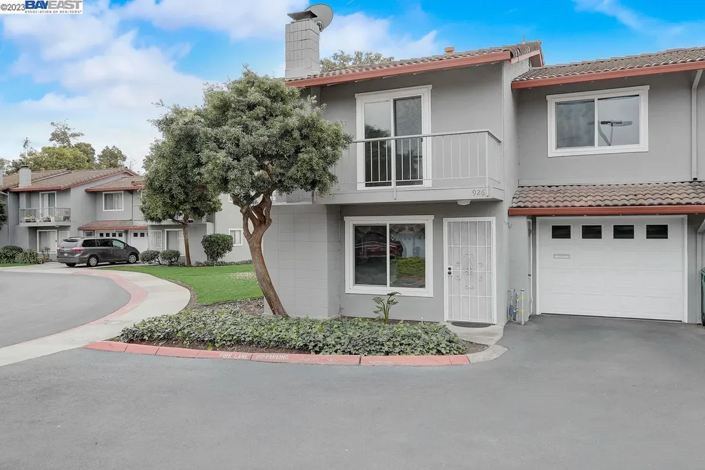926 Snowberry Court Hayward CA 94544
