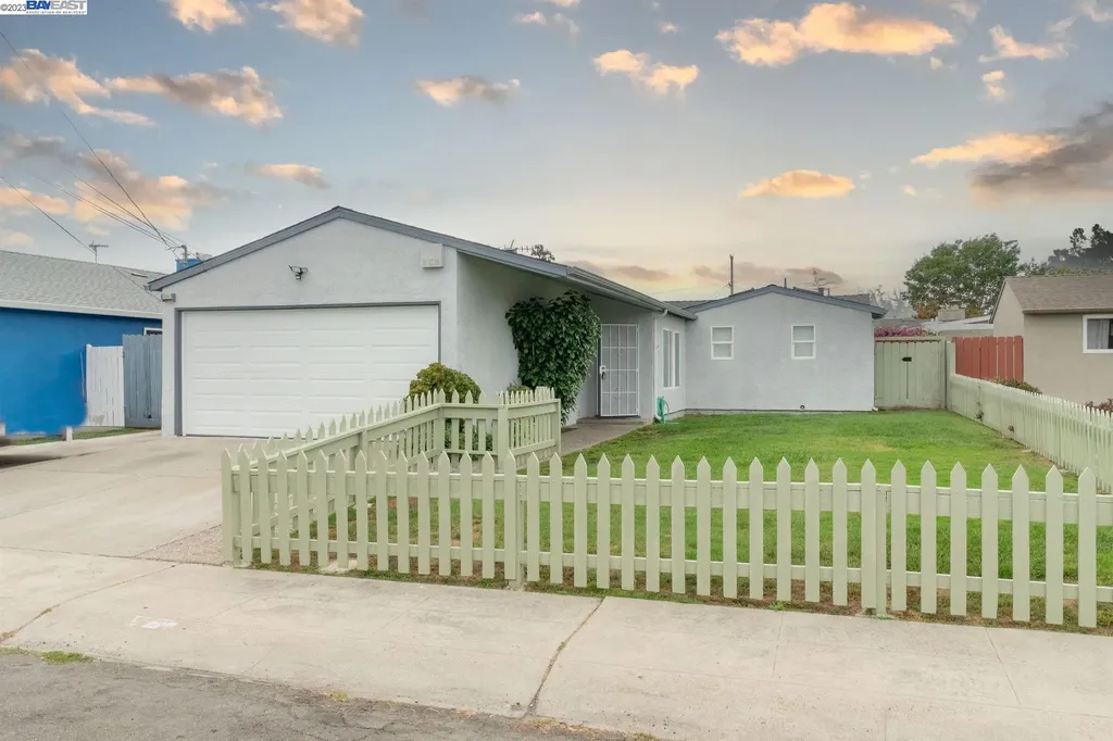 1371 Post Avenue San Leandro CA 94579