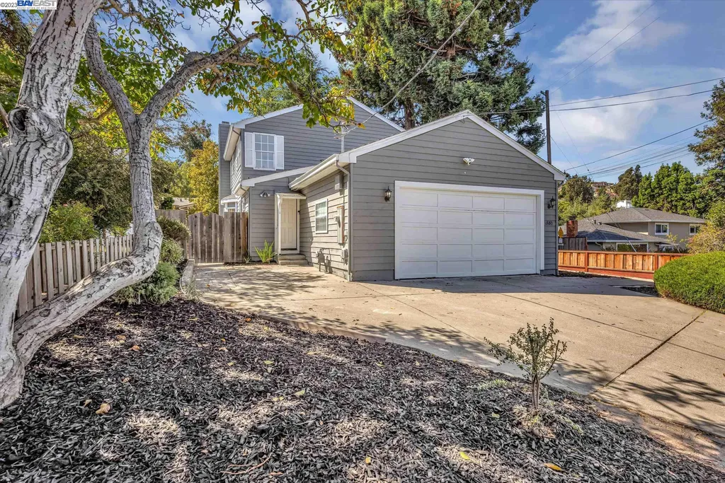 18801 Carlton Avenue Castro Valley CA 94546