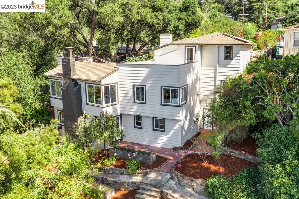 5715 Cabot Drive Oakland CA 94611