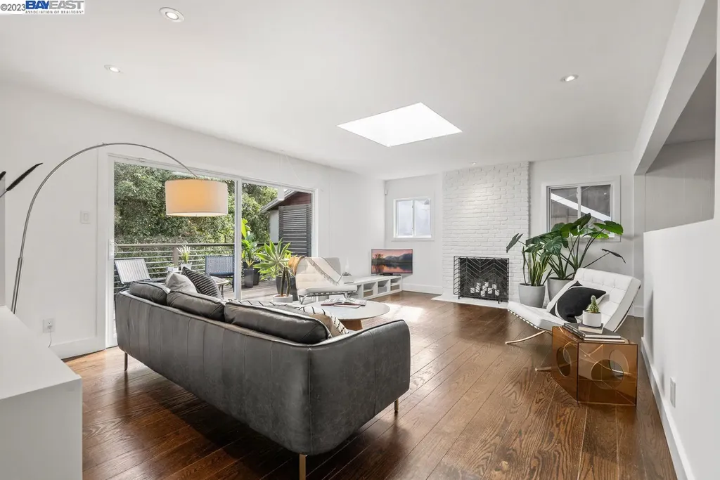 7122 Homewood Drive Oakland CA 94611
