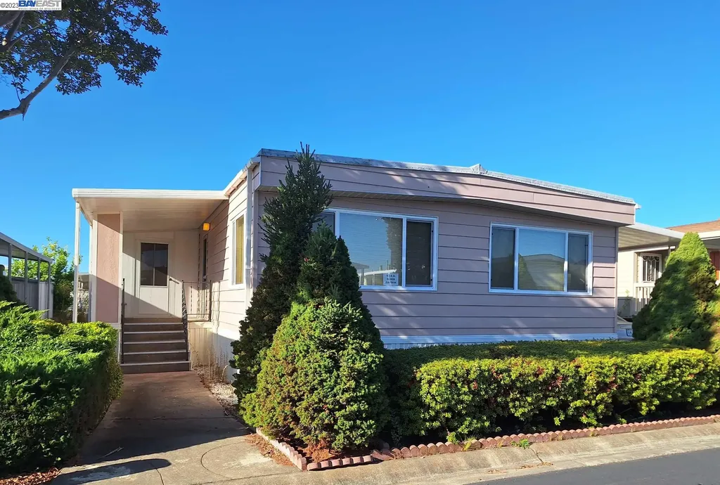 160 Santa Teresa San Leandro CA 94579