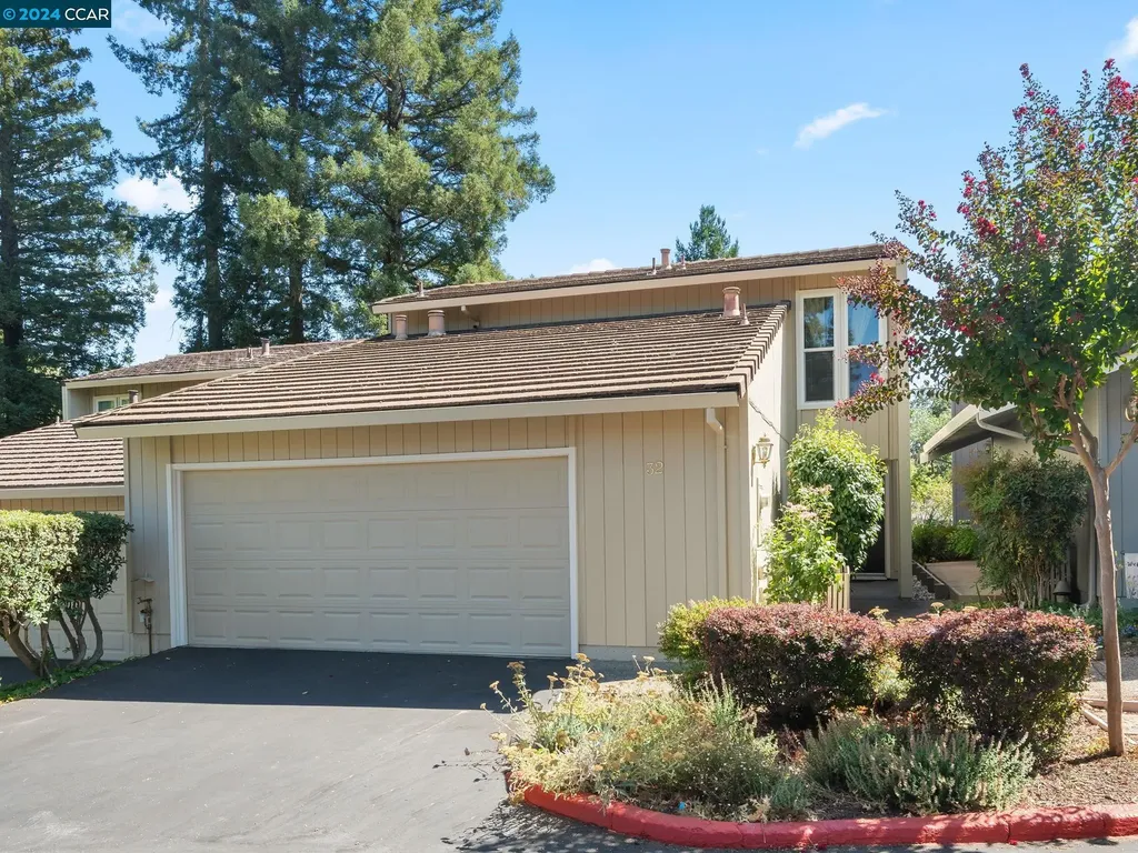 32 Rolling Green Circle Pleasant Hill CA 94523