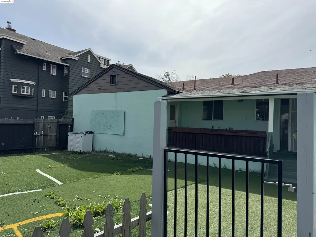 2330 Prince Street Berkeley CA 94705