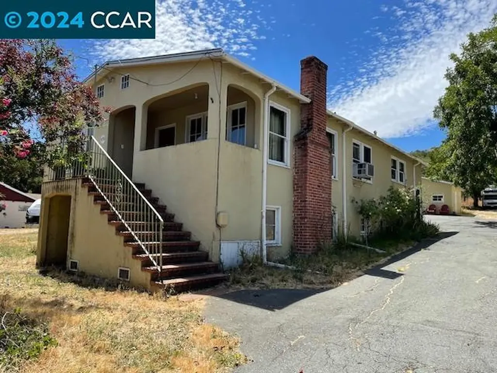 5790 San Pablo Dam Road El Sobrante CA 94803