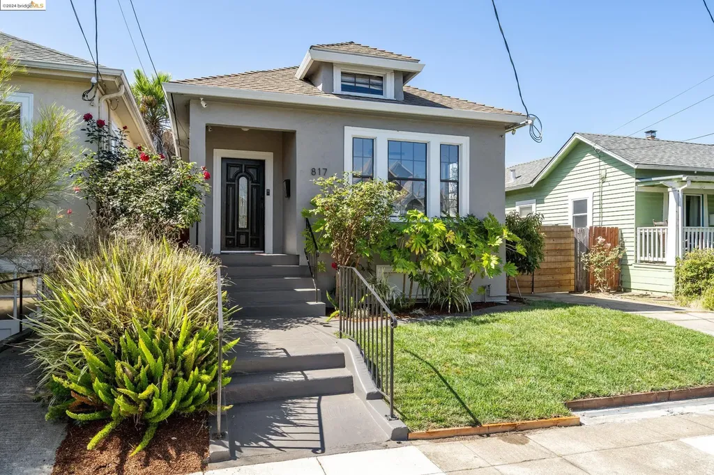 Oakland CA, 817 44TH Street