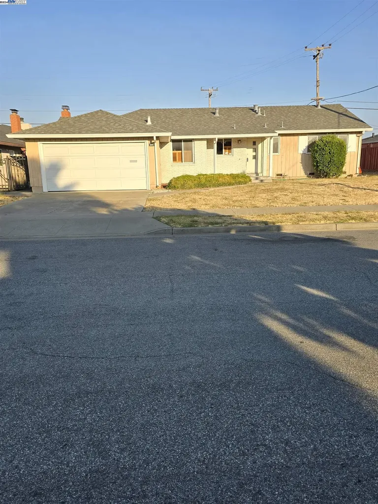 5272 Selma Avenue Fremont CA 94536