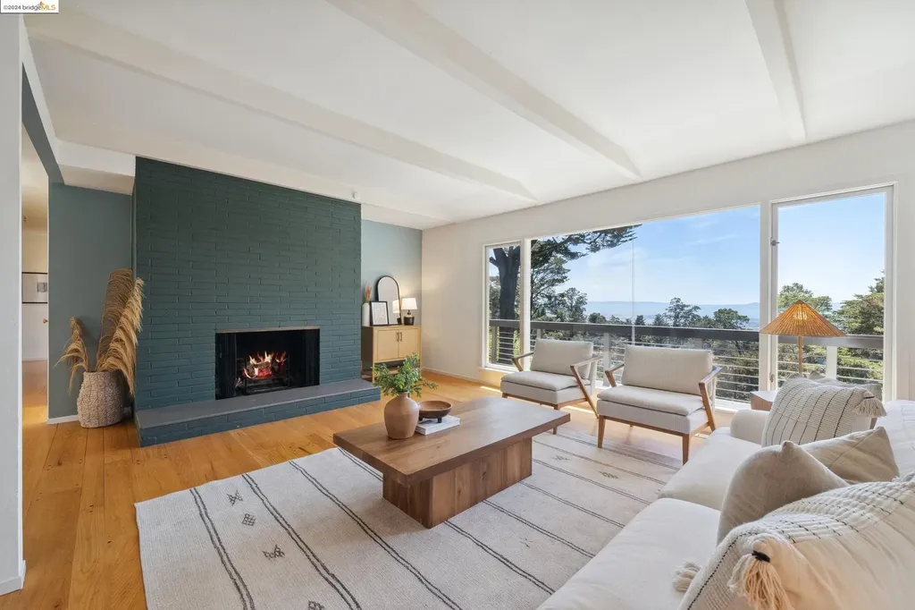 2845 Morley Drive Oakland CA 94611