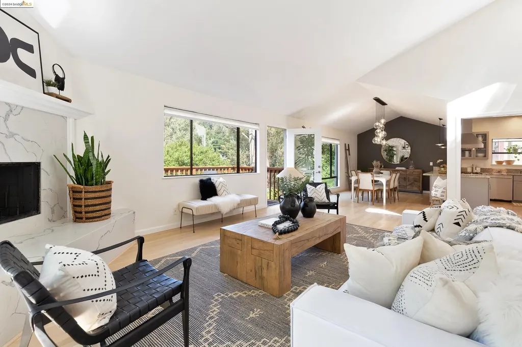 Oakland CA, 6501 Heather Ridge Way