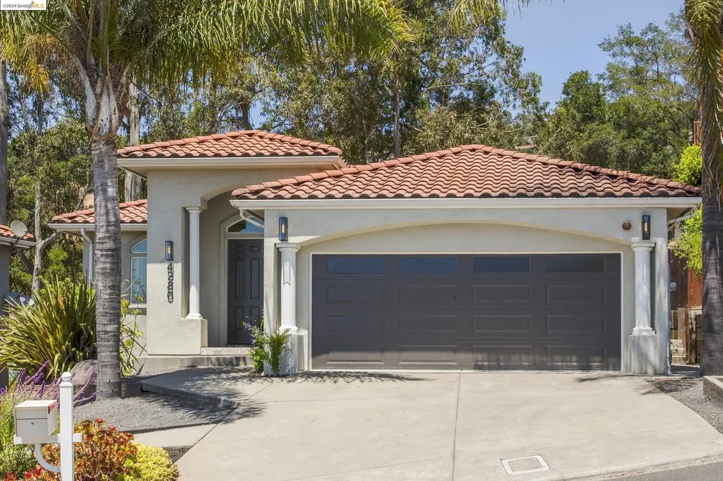 Oakland CA, 4280 Terrabella Way