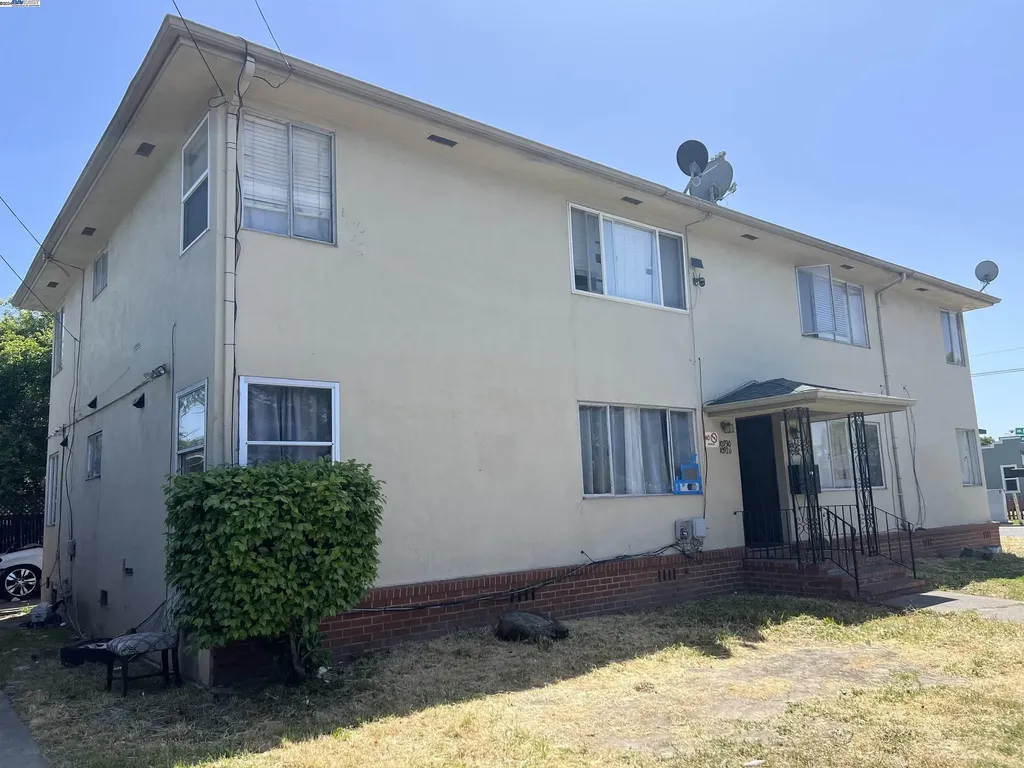 10926 Bancroft Avenue Oakland CA 94603