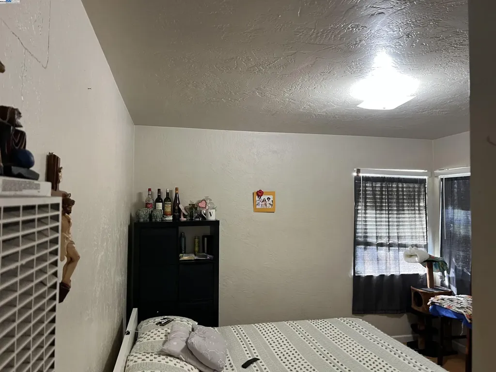 10926 Bancroft Avenue Oakland CA 94603