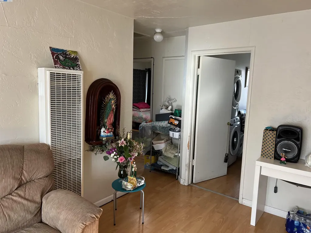 10926 Bancroft Avenue Oakland CA 94603
