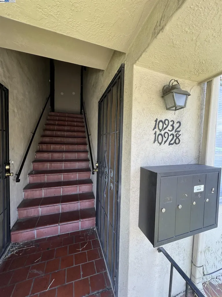 10926 Bancroft Avenue Oakland CA 94603