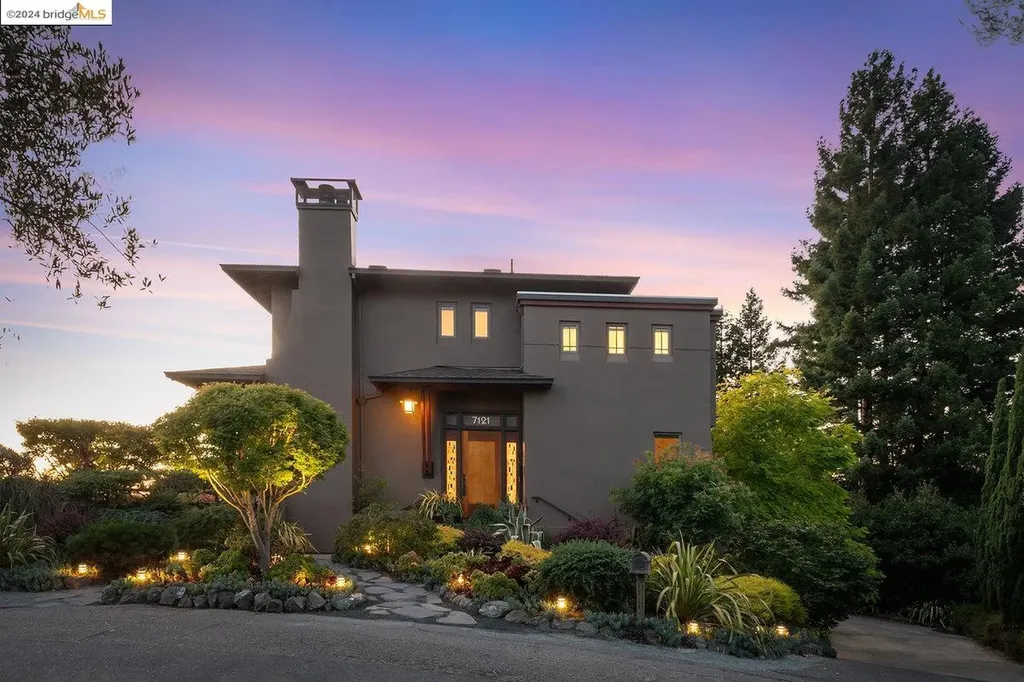 7121 Norfolk Road Berkeley CA 94705