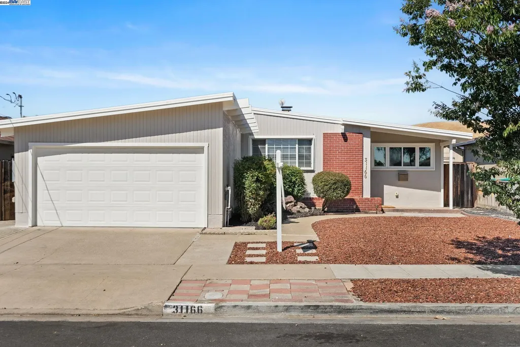 31166 Oakhill Way Hayward CA 94544