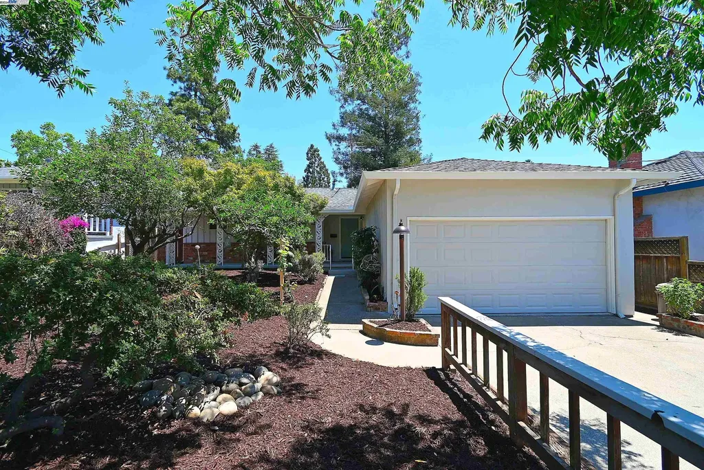 18836 Lenross Court Castro Valley CA 94546