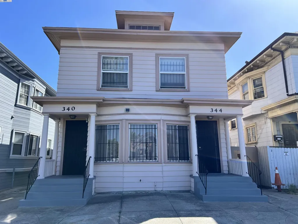 340 International Boulevard Oakland CA 94606