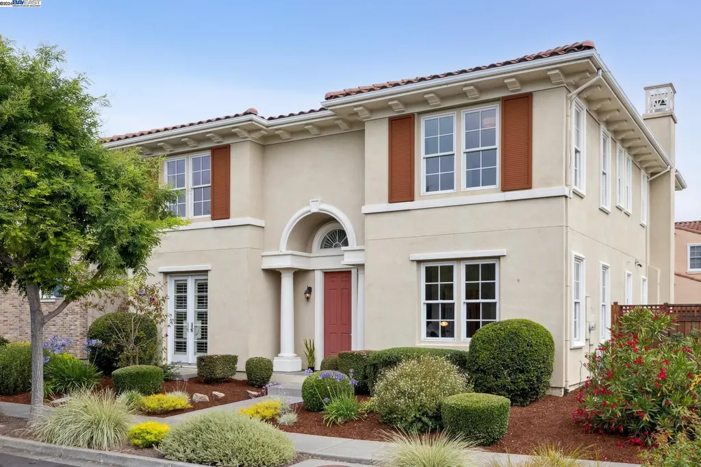 339 Hollister Avenue Alameda CA 94501