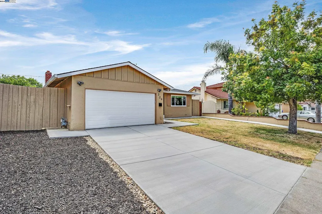 324 Goldenrain Avenue Fremont CA 94539