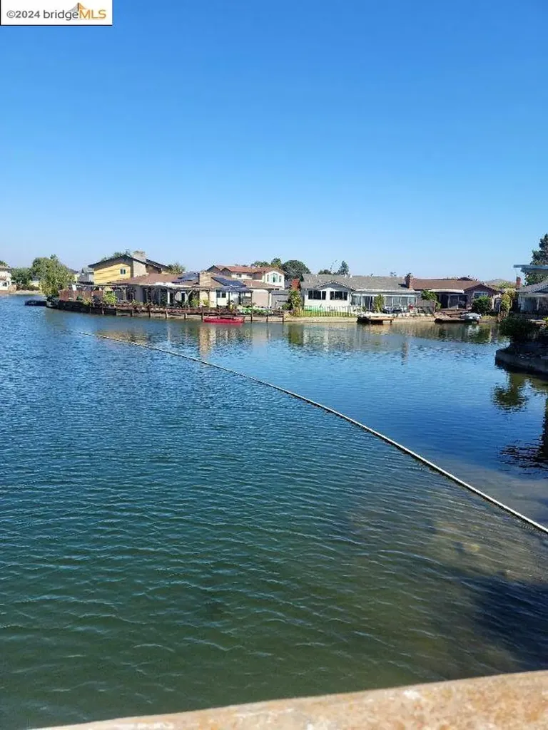 610 Grand Alameda CA 94501