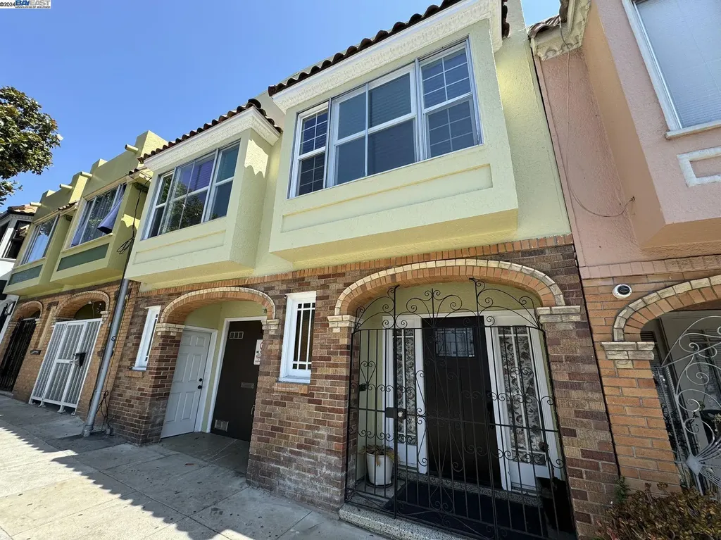1684 Palou Avenue San Francisco CA 94124