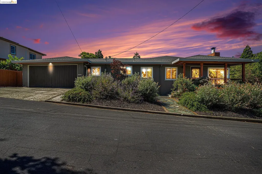 500 Summit Drive Pinole CA 94564