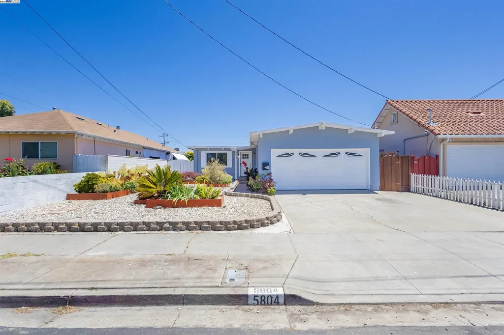 5804 Biddle Avenue Newark CA 94560