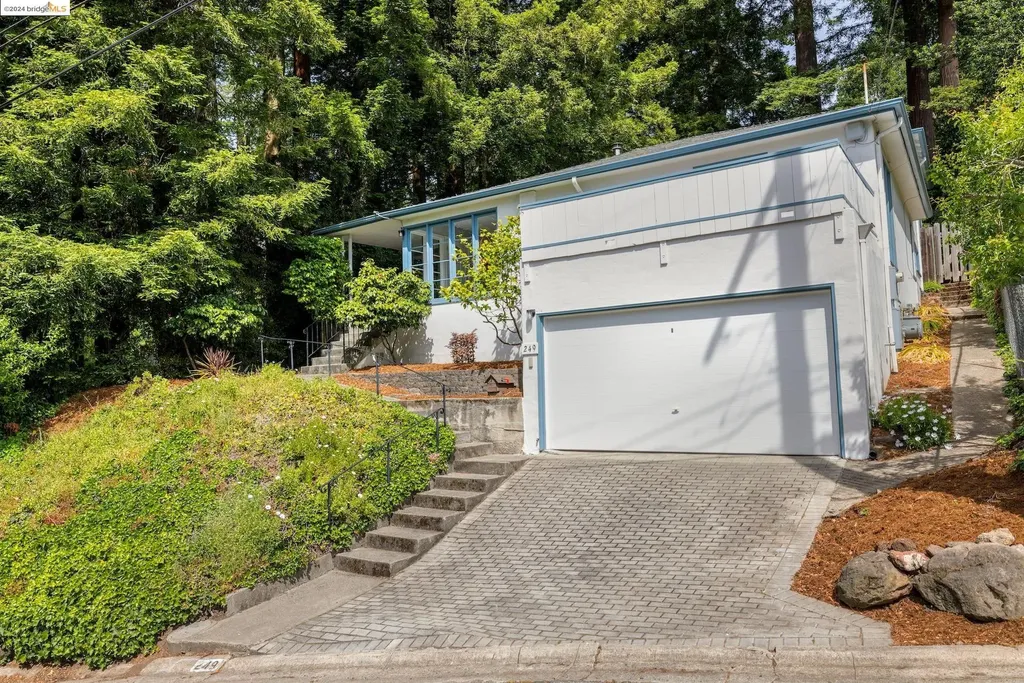 249 Fairlawn Drive Berkeley CA 94708