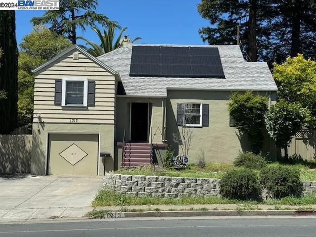 1313 Tuolumne Street Vallejo CA 94590