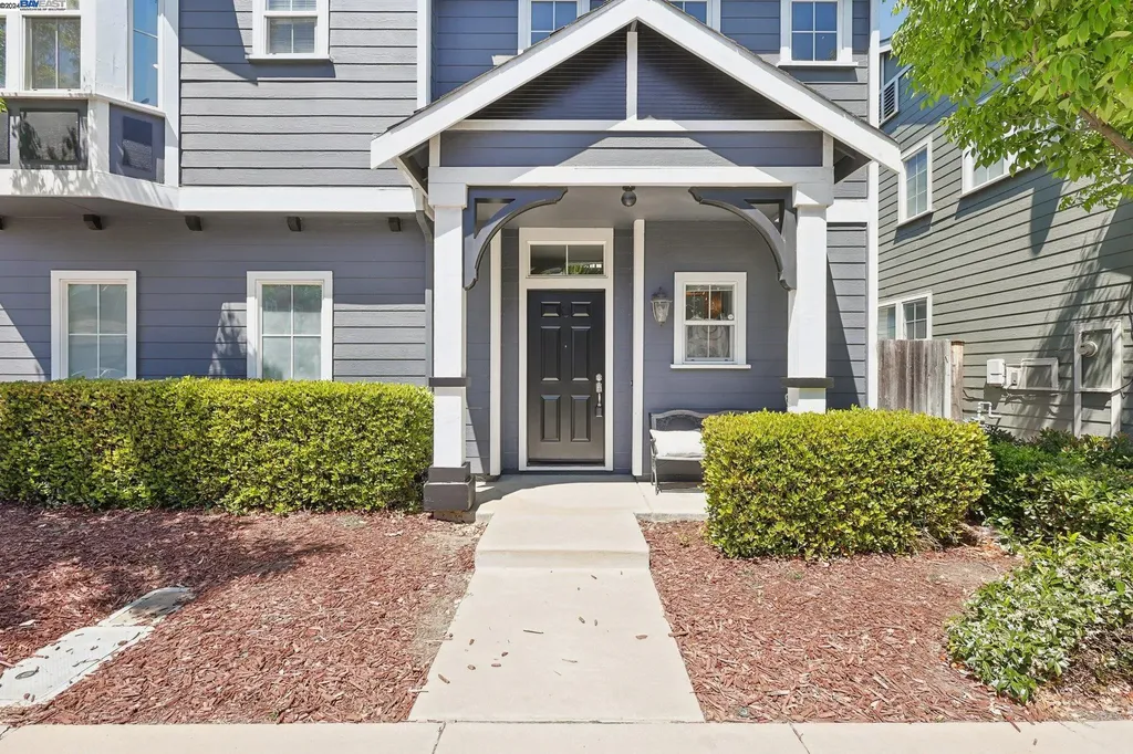 7319 Carter Avenue Newark CA 94560