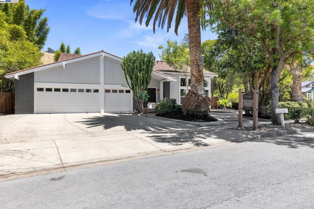 40090 Dolerita Avenue Fremont CA 94539