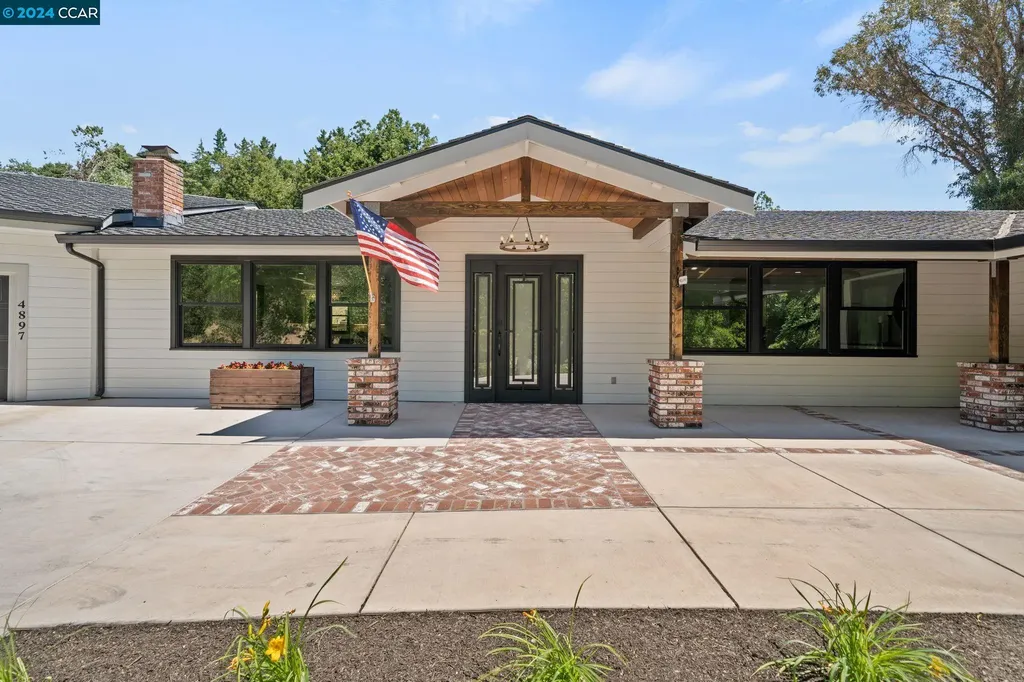 4897 John Muir Road Martinez CA 94553